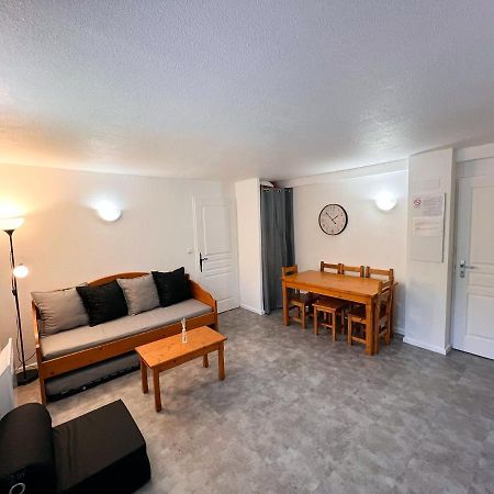 Vars, Appart Spacieux Renove 4 Couchages Dans Chalet Vars  Extérieur photo