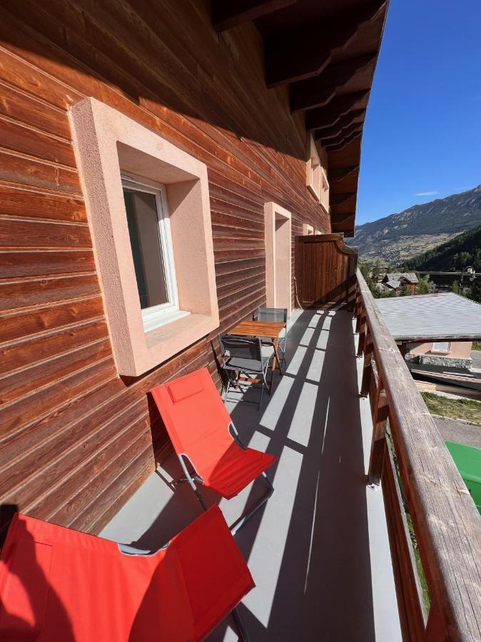 Vars, Appart Spacieux Renove 4 Couchages Dans Chalet Vars  Extérieur photo