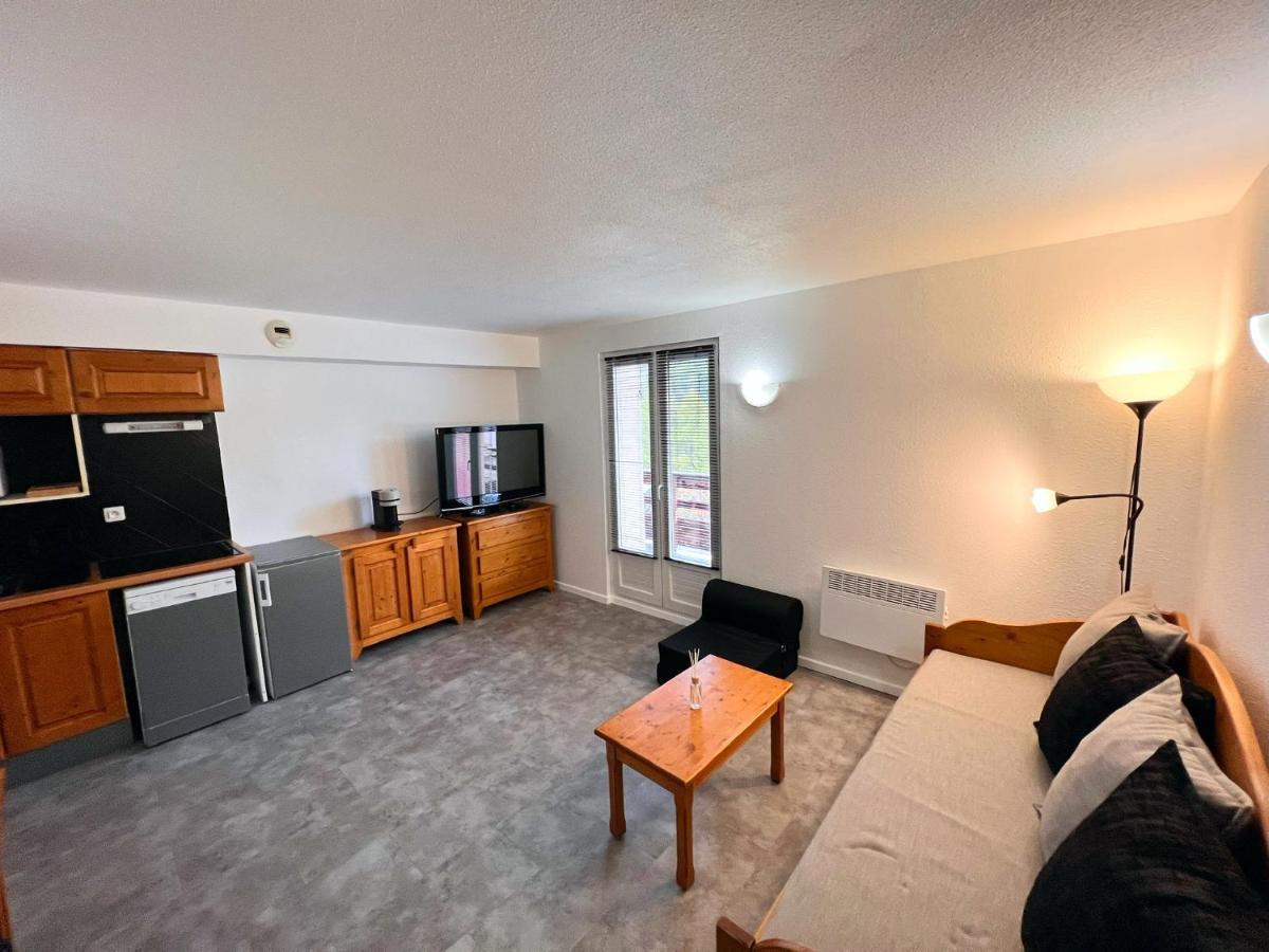 Vars, Appart Spacieux Renove 4 Couchages Dans Chalet Vars  Extérieur photo