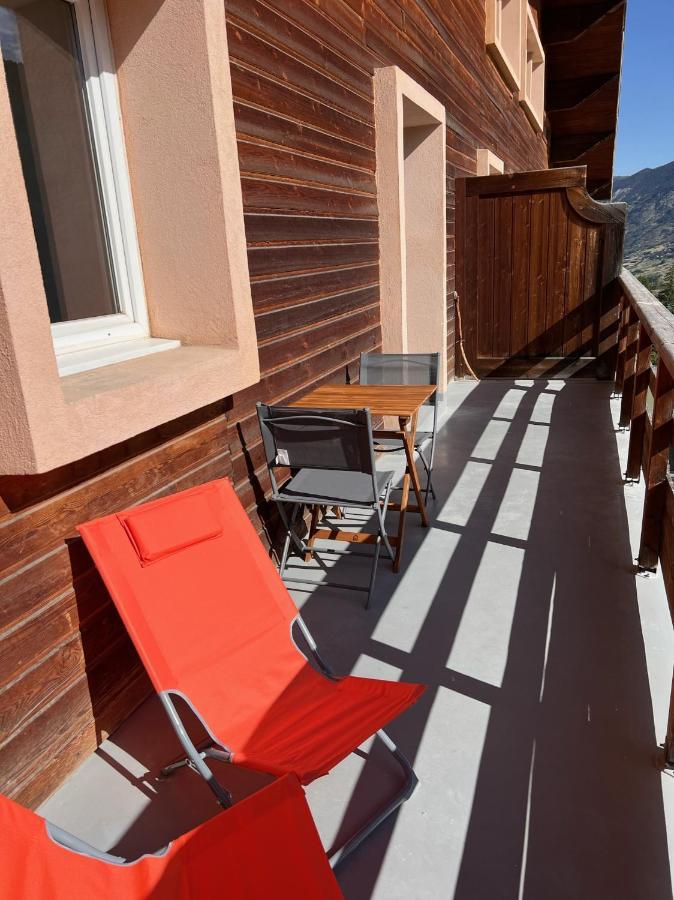 Vars, Appart Spacieux Renove 4 Couchages Dans Chalet Vars  Extérieur photo
